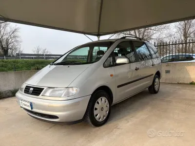 Usata Seat Alhambra SE 90 CV (66 kW) 1999 Grigio Monovolume