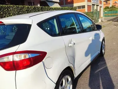 Usata Ford C-MAX Business Edition 95 CV (69 kW) 2013 Bianco Monovolume