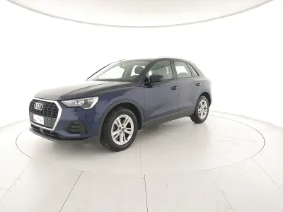 Begagnad Audi Q3 150 HK (110 kW) 2022 Blå SUV
