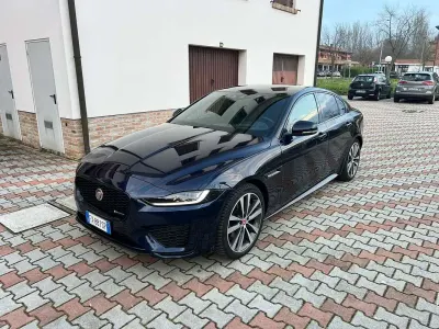 Usata Jaguar XE R-Sport 179 CV (131 kW) 2019 Berlina