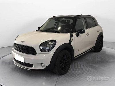 Usata Mini Cooper D Countryman 111 CV (81 kW) 2016 Bianco SUV