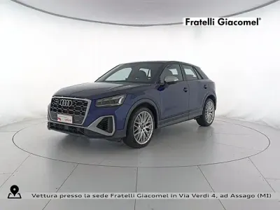 Usata Audi SQ2 Sport 300 CV (220 kW) 2023 Blu navarra metallizzato SUV