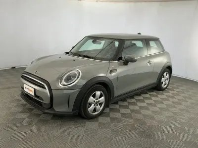 Usata Mini ONE Essential 102 CV (75 kW) 2021 Grigio Utilitaria