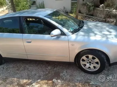 Usata Audi A4 2000 Grigio Berlina
