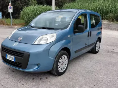 Usata Fiat Qubo Active 70 CV (51 kW) 2011 Bluazzurro Monovolume