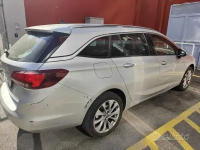 Käytetty Opel Astra 110 HP (80 kW) 2018 Harmaa Farmari