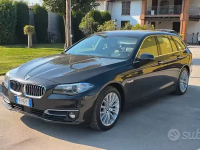 Usata BMW 530 Luxury Line 258 CV (189 kW) 2016 Nero Station wagon