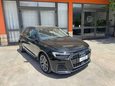 Usata Audi A1 Sportback S-Line 95 CV (69 kW) 2023 Nero Utilitaria