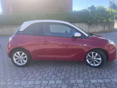 Usata Opel Adam Jam 87 CV (63 kW) 2016 Rosso Utilitaria