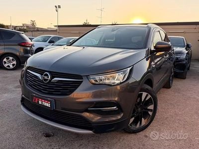 Usata Opel Grandland X Ultimate 130 CV (95 kW) 2021 Grigio SUV