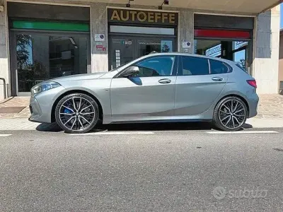 Usata BMW M135 M Sport 306 CV (225 kW) 2024 Skyscraper grey Utilitaria