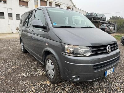 usata VW Caravelle T5 2.0TDI 140cv 9posti - 2011