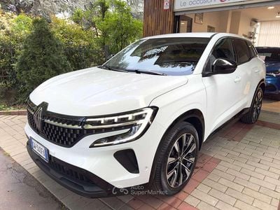 Usata Renault Austral Techno 158 CV (116 kW) 2024 Bianco SUV