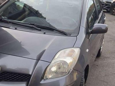 Usata Toyota Yaris 87 CV (63 kW) 2010 Utilitaria