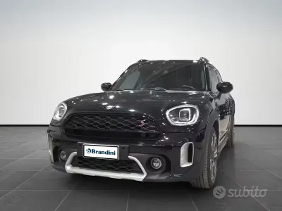 Käytetty Mini Cooper S Countryman 178 HP (130 kW) 2022 Musta Katumaasturi
