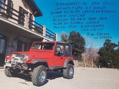 Occasion Jeep Wrangler 121 ch (88 kW) 1996 Rouge SUV