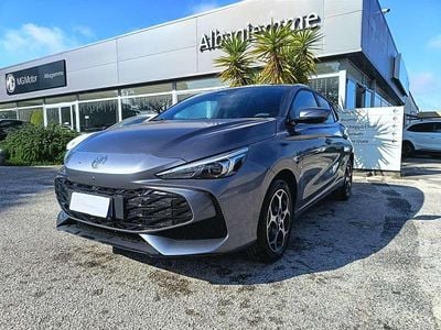 Nuova MG MG3 Luxury 102 CV (75 kW) 2026 Grigio hampsted Utilitaria