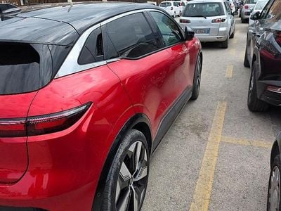 Usata Renault 5 E-Tech 161 kW (220 CV) 2022 Rosso Coupé