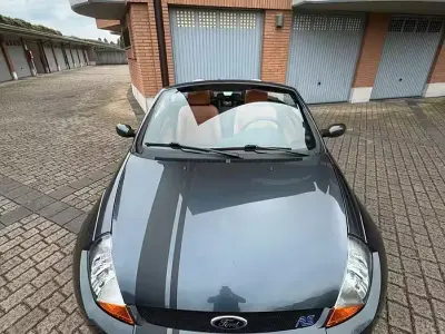 Begagnad Ford StreetKa 95 HK (69 kW) 2003 Grå Cab