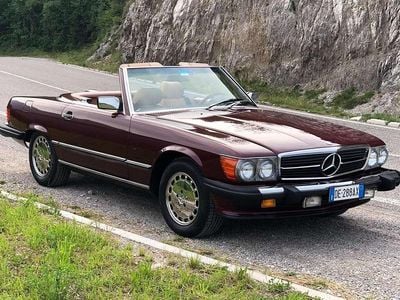 Usata Mercedes 560 242 CV (177 kW) 1987 Cabrio