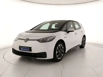 Usata VW ID.3 Pro Performance 150 kW (204 CV) 2022 Glacier white metallizzato ner Utilitaria