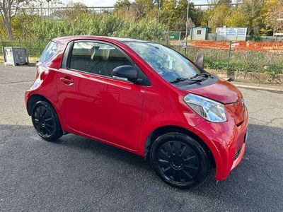 Toyota iQ