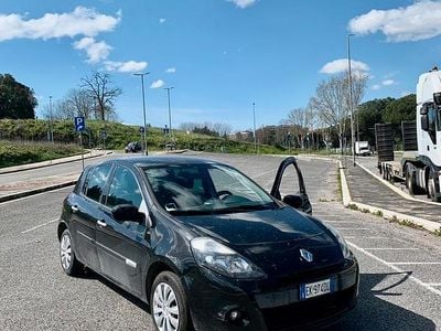 Usata Renault Clio II 75 CV (55 kW) 2011 Berlina