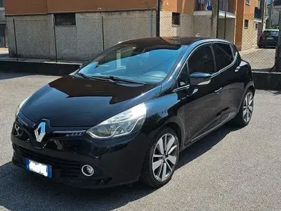 Usata Renault Clio IV 90 CV (66 kW) 2015 Nero Utilitaria