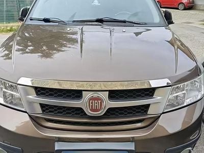 Usata Fiat Freemont Lounge 170 CV (125 kW) 2012 Marrone SUV