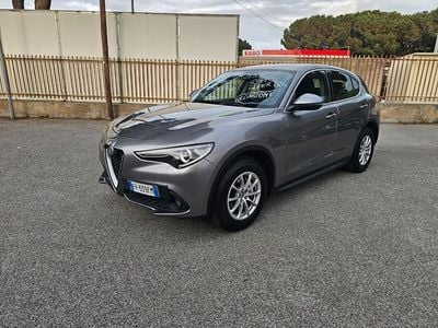 Usata Alfa Romeo Stelvio Super 190 CV (139 kW) 2018 Grigio SUV