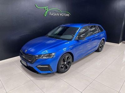 Usata Skoda Octavia RS 200 CV (147 kW) 2021 Blu race metallizzato Station wagon