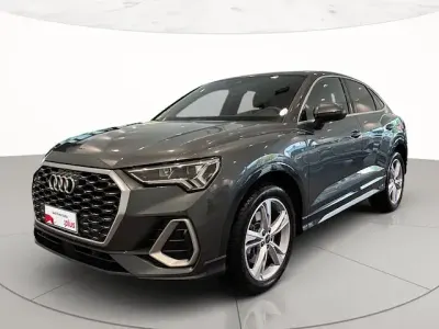 Usata Audi Q3 Sportback Comfort 193 CV (141 kW) 2024 Grigio daytona perlato SUV