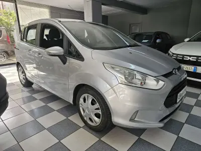 Usata Ford B-MAX Business Edition 101 CV (74 kW) 2014 Argento Monovolume