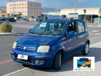 Begagnad Fiat Panda Dynamic 69 HK (50 kW) 2010 Blå Halvkombi