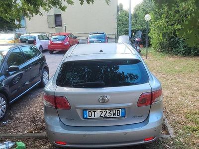 Second-hand Toyota Avensis 126 CP (92 kW) 2009 Gri Break