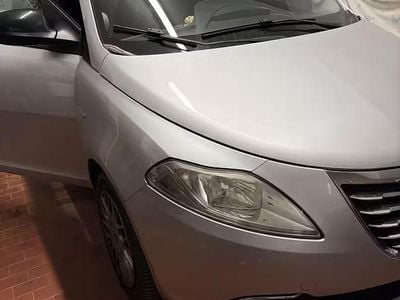 Usata Lancia Ypsilon 60 CV (44 kW) 2011 Utilitaria