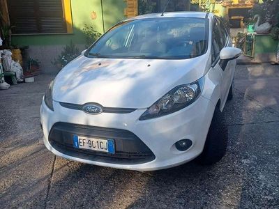 Usata Ford Fiesta Titanium 82 CV (60 kW) 2010 Utilitaria