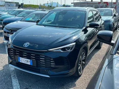 Usata MG ZS Luxury 102 CV (75 kW) 2025 Nero SUV