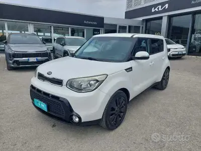 Usata Kia Soul 136 CV (100 kW) 2015 Bianco SUV