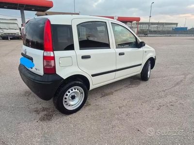 Usata Fiat Panda Active 60 CV (44 kW) 2009 Bianco Utilitaria