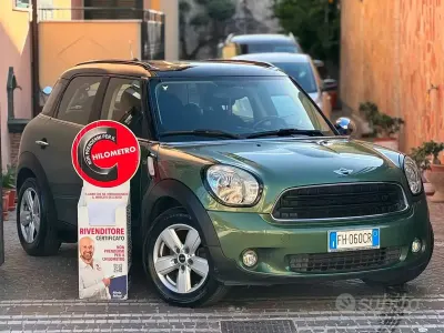 Usata Mini Cooper D Countryman 111 CV (81 kW) 2016 Verde SUV