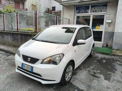 Usata Seat Mii Chic 68 CV (50 kW) 2014 Bianco Utilitaria