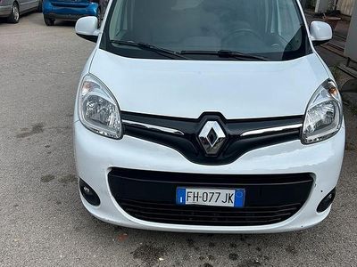 Usata Renault Kangoo 65 CV (47 kW) 2017 Monovolume