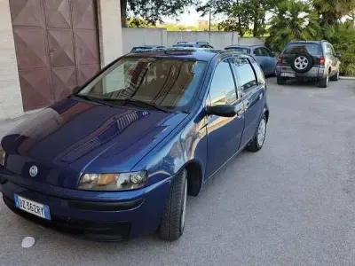 Usata Fiat Punto S 60 CV (44 kW) 2003 Utilitaria