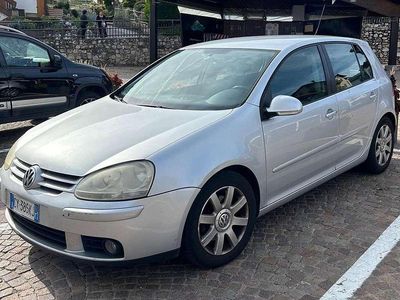 Usata VW Golf IV Sportline 140 CV (102 kW) 2005 Grigio Berlina