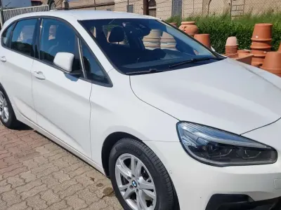 Usata BMW 216 Active Tourer Advantage 116 CV (85 kW) 2019 Bianco Monovolume