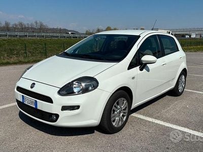 Usata Fiat Punto 77 CV (56 kW) 2012 Utilitaria