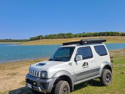 Usata Suzuki Jimny 85 CV (62 kW) 2017 Bianco SUV