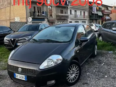 Usata Fiat Grande Punto 90 CV (66 kW) 2008 Grigio Utilitaria