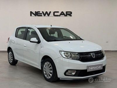 Usata Dacia Sandero Comfort 75 CV (55 kW) 2019 Bianco Berlina